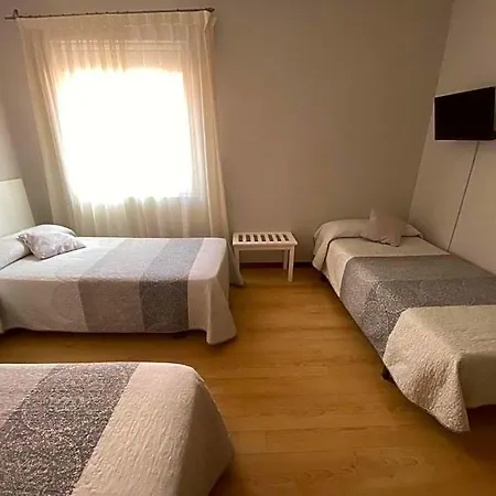 Hotel Cais *